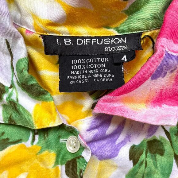 Colorful Floral Button Down Blouse - Picture 4 of 4